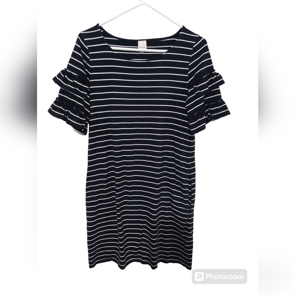 A. Moon Mini Striped Black White Dress sz Small Tshirt Womans